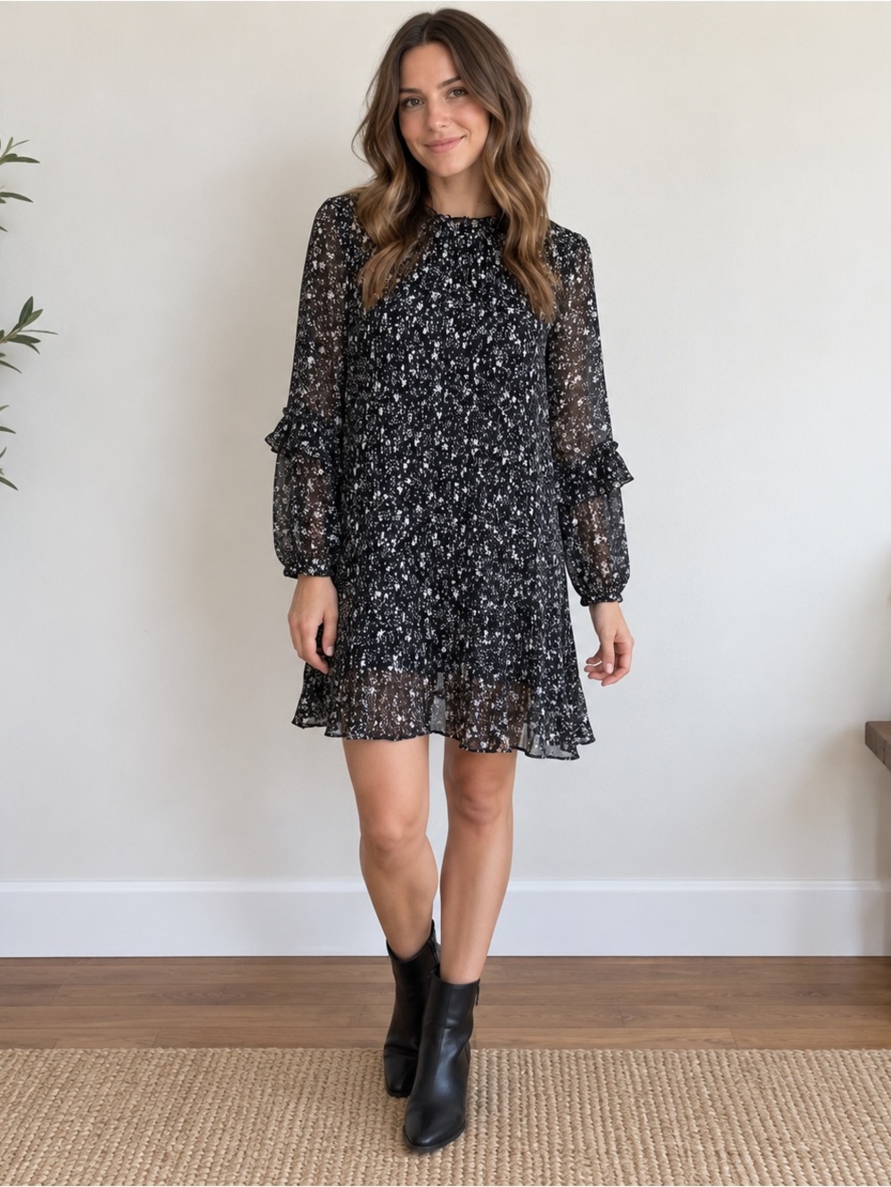 Zara Printed Mini Dress Black White Floral Pleated Ruffle Sleeve Keyhole M